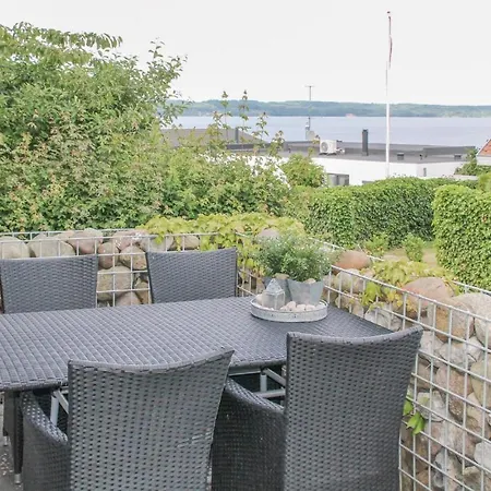 Semesterbostad Holiday With Fireplace 12 *
