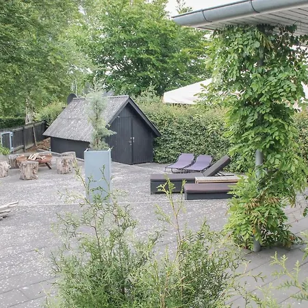 Holiday With Fireplace 12 Semesterbostad *