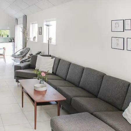 Semesterbostad Holiday With Fireplace 12 *